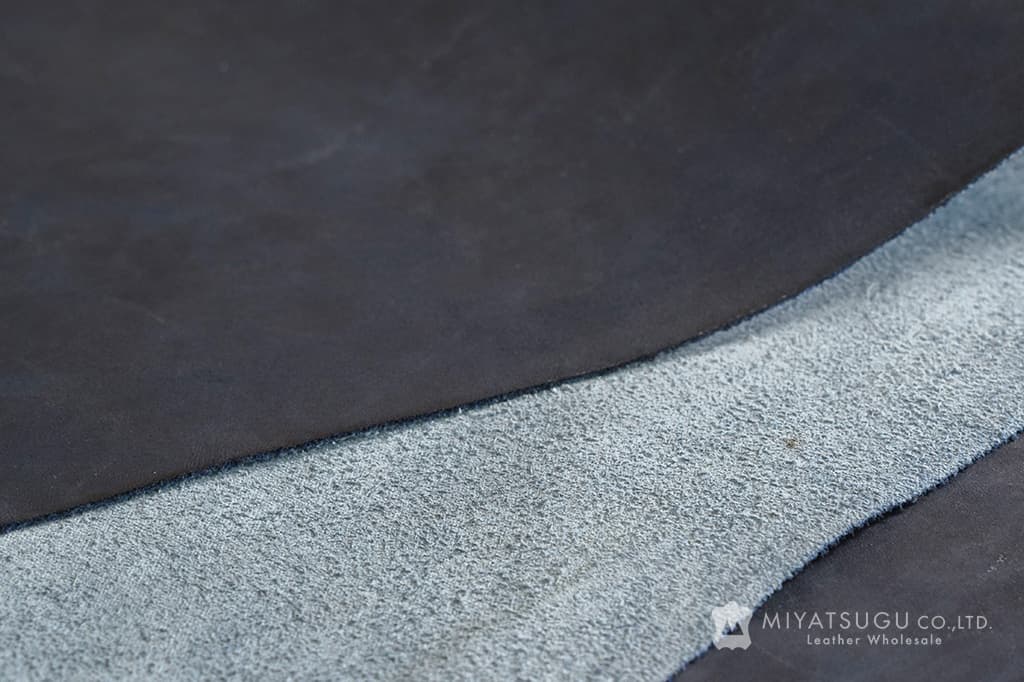 江戸の藍染めレザー・モストロ（牛半裁・藍染め）｜革販売のミヤツグ